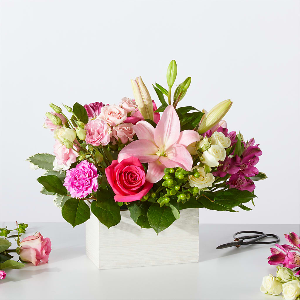 Sweetberry Box – A Florist Original – Dillons, Hutchinson KS
