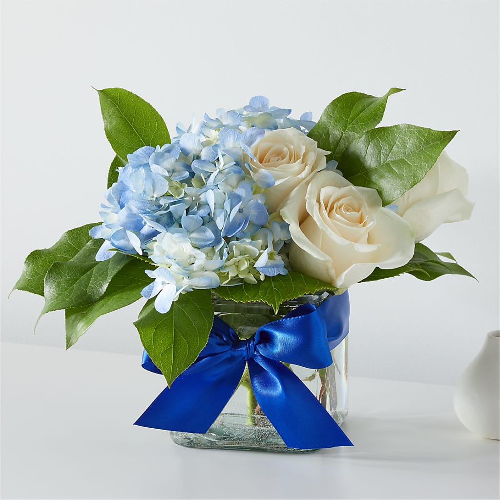 Sky Blue Delight Bouquet – Dillons, Hutchinson KS