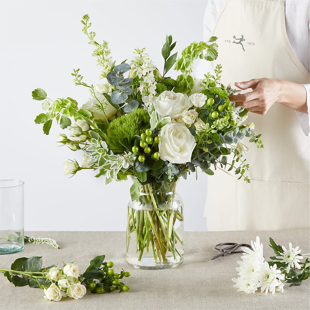 Irish Garden - A Florist Original – Dillons, Hutchinson KS