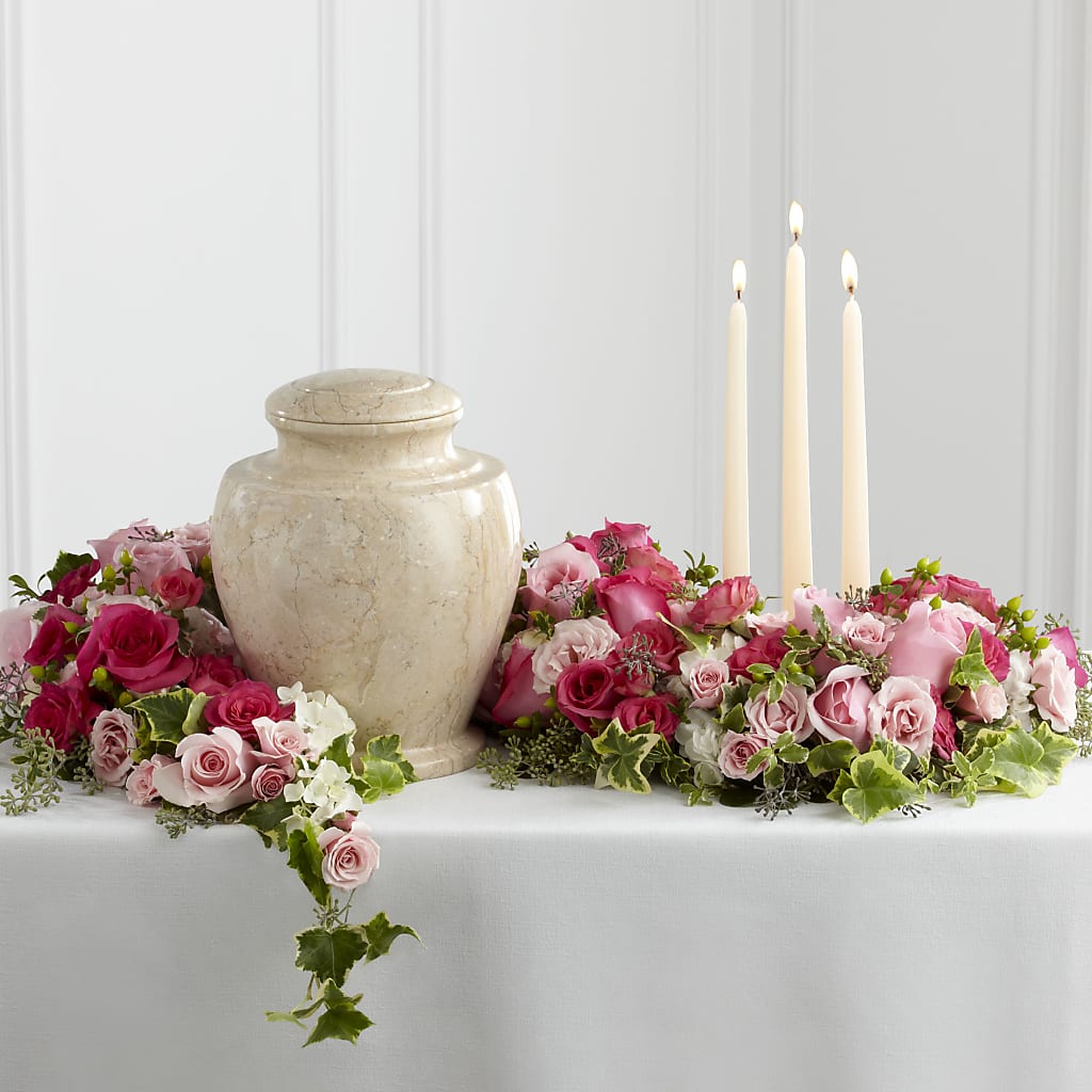 Remembrance Arrangement – Dillons, Hutchinson KS