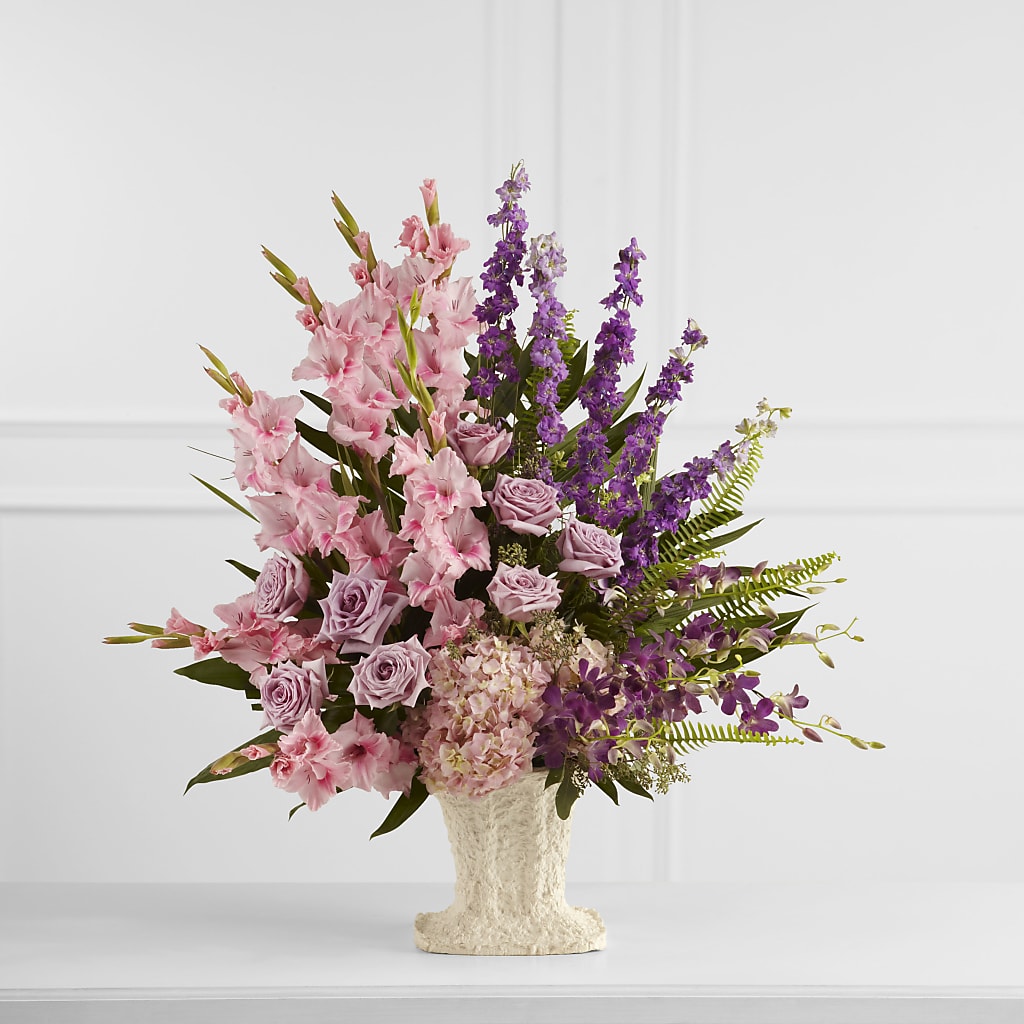 Flowing Garden Arrangement – Dillons, Hutchinson KS