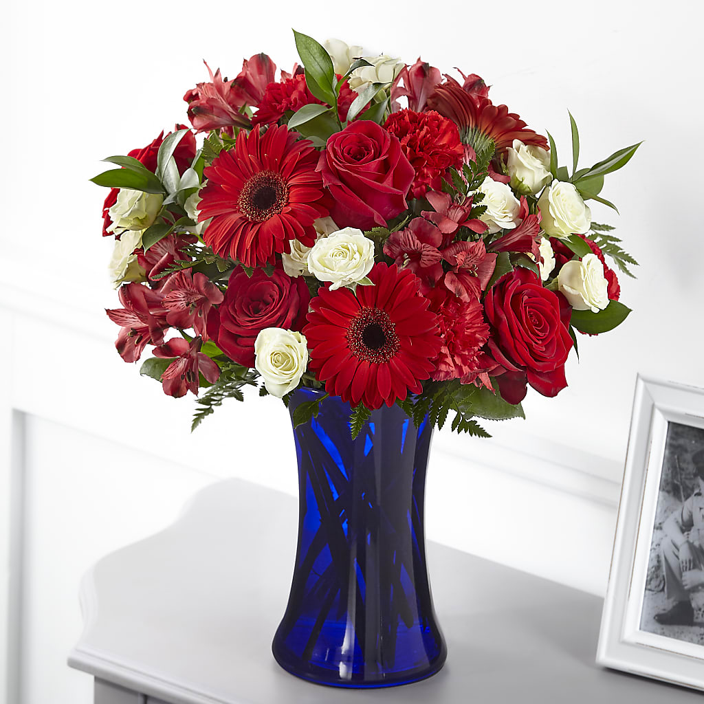 Hearts Embrace Bouquet – Dillons, Hutchinson KS