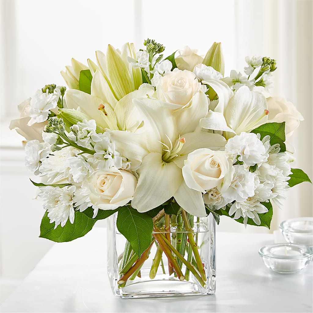 Gentle Breeze Bouquet – Dillons, Hutchinson KS