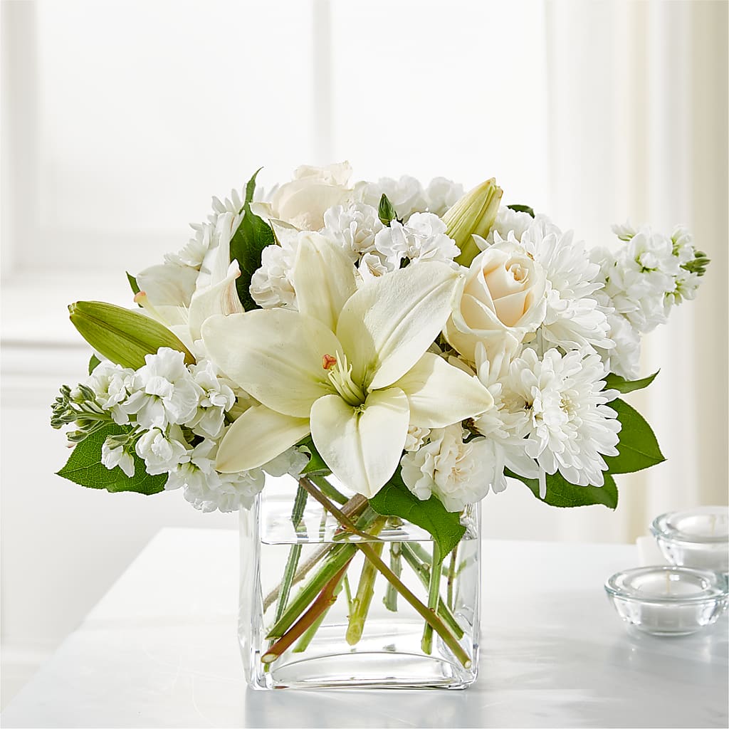Gentle Breeze Bouquet – Dillons, Hutchinson KS