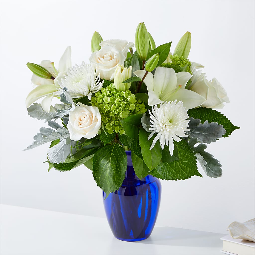 Snowy Dreams Bouquet – Dillons, Hutchinson KS
