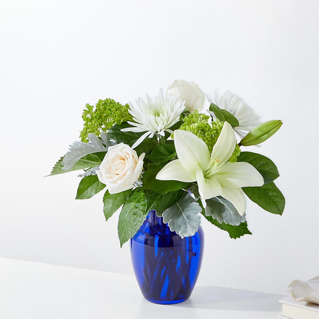 Snowy Dreams Bouquet – Dillons, Hutchinson KS