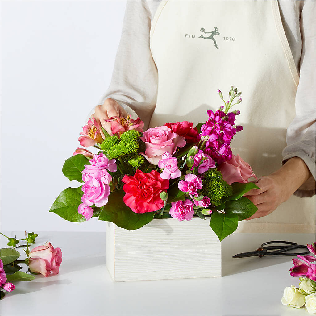 Sweetberry Box – A Florist Original –  Dillons, Hutchinson KS