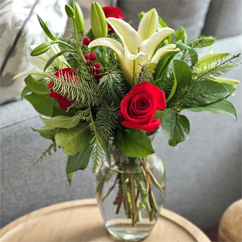 Sparkling Snowflakes Bouquet –  Dillons, Hutchinson KS