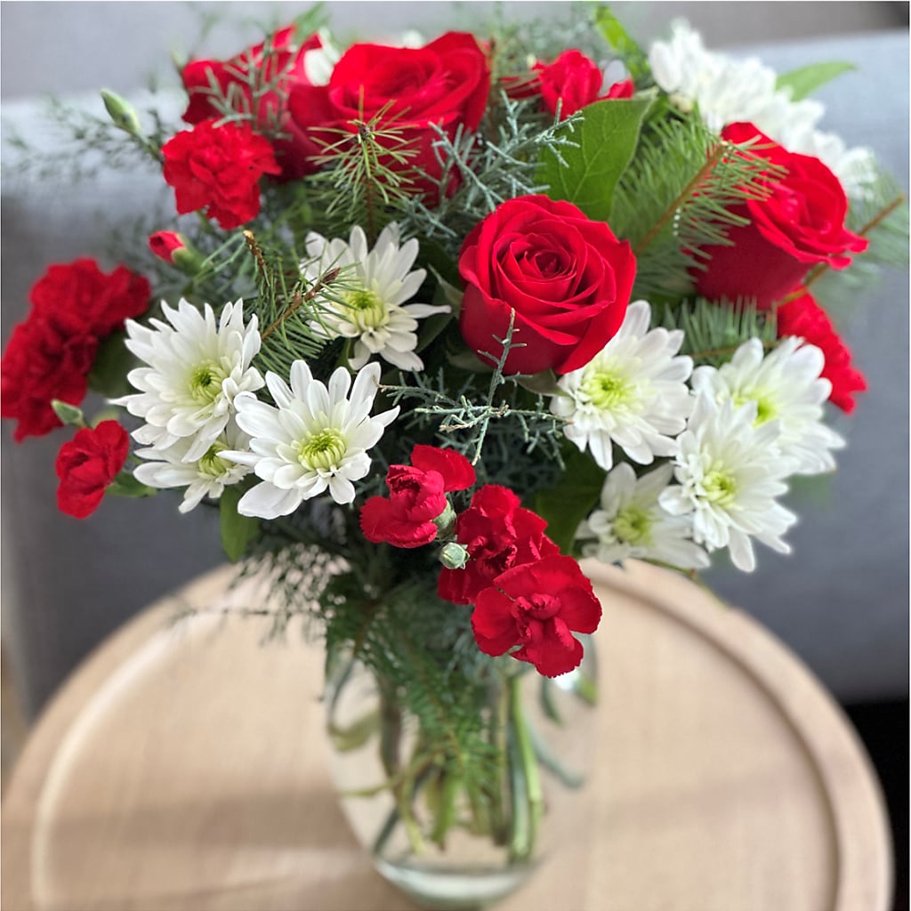 Seasonal Magic Bouquet –  Dillons, Hutchinson KS
