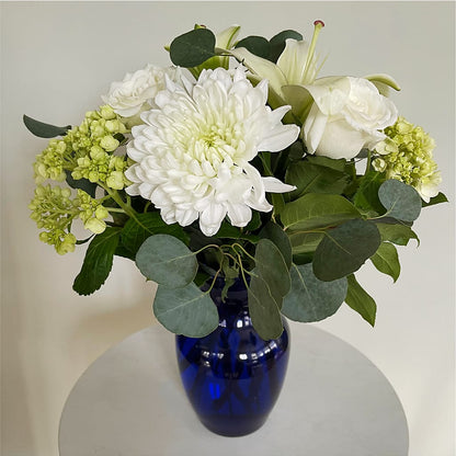 Snowy Dreams Bouquet –  Dillons, Hutchinson KS