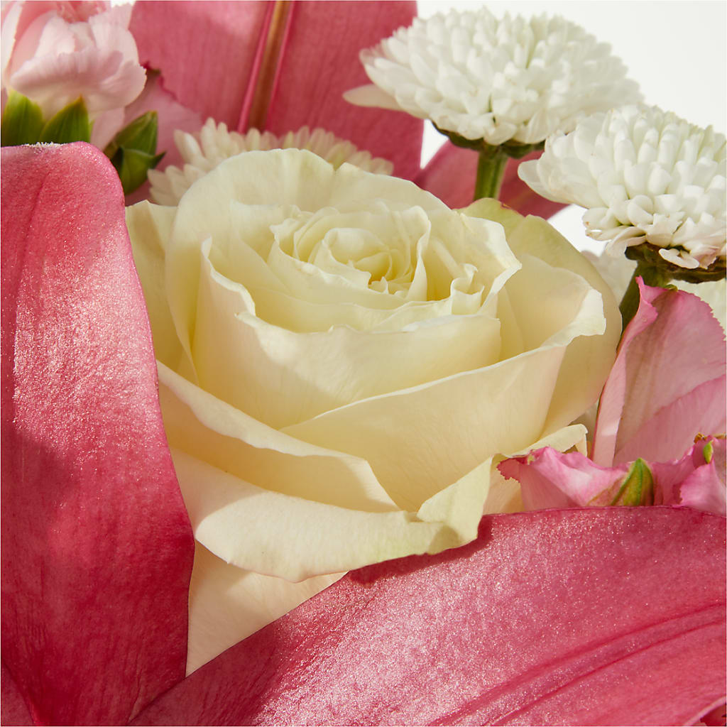 Piece of Cake Bouquet –  Dillons, Hutchinson KS