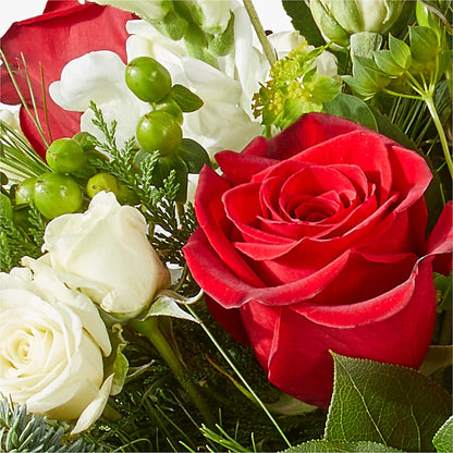Deck the Halls Bouquet –  Dillons, Hutchinson KS