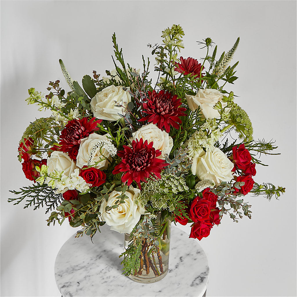 Favorite Traditions Bouquet –  Dillons, Hutchinson KS