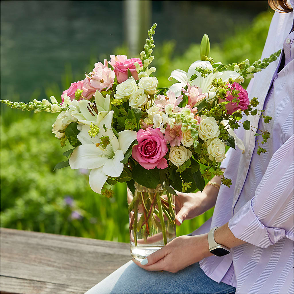 Fondly Bouquet –  Dillons, Hutchinson KS