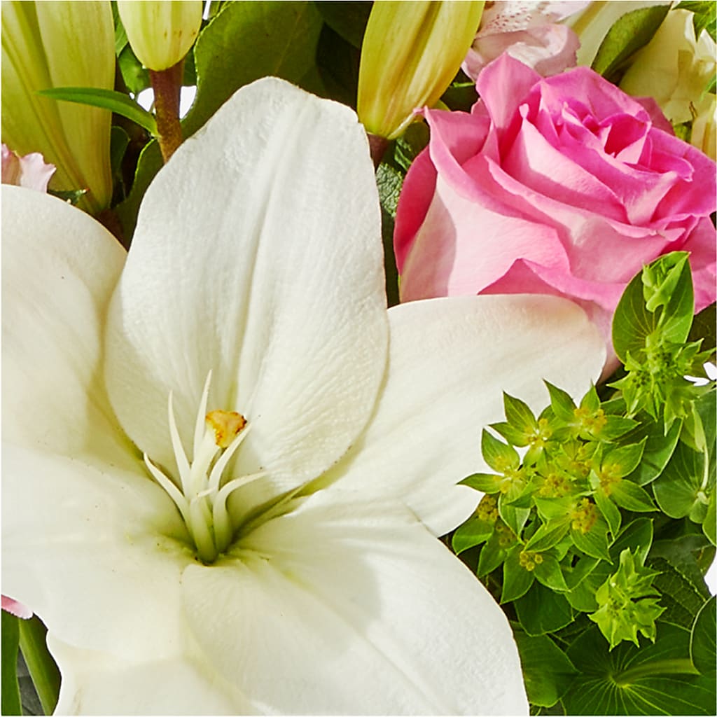 Fondly Bouquet –  Dillons, Hutchinson KS